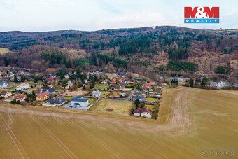 Hledáte stavební pozemek v klidné a krásné lokalitě ve výbor