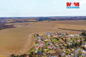 Hledáte stavební pozemek v klidné a krásné lokalitě ve výbor