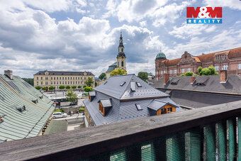 Pronájem podkrovního bytu ve 4.NP s komorou na patře, která 