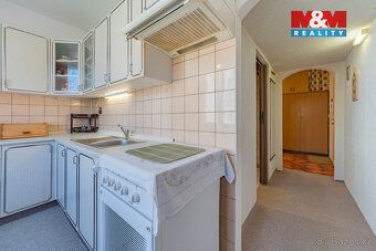 Nabízíme k prodeji byt 2+1 s balkonem v Aši. Byt se nachází 