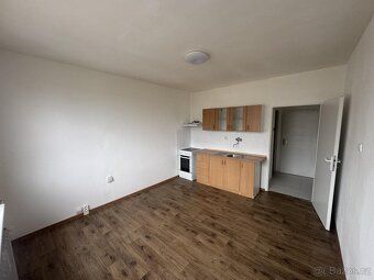 Nabízíme k pronájmu byt o dispozici 1+kk a výměře 19 m2 na a