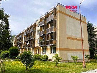 Nabízíme k pronájmu světlý byt 1+KK s balkonem o velikosti 3