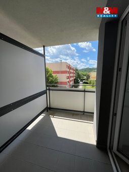 Nabízíme k pronájmu útulný byt 2+kk o užitné ploše 39 m², si