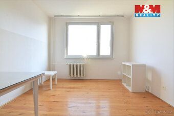 We offer rent of apartment 1+1 with total area of 46 sqm in quiet part of Pardubice - Polabiny, Lonkova street.