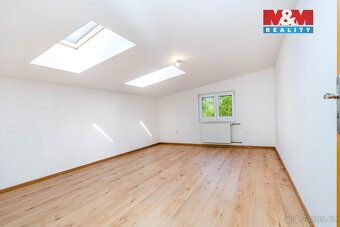 Exkluzivně Vám nabízíme k prodeji nemovitost o ploše 146 m²,