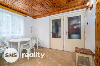 Nabízíme k prodeji rodinný dům typu cihlové výstavby, který 