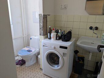 We offer for sale an apartment in cooperative ownership exclusively.