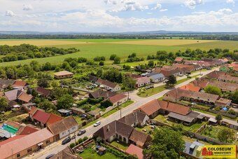 Ev.č. E3348B028 Hledáte stavební pozemek, na kterém můžete z