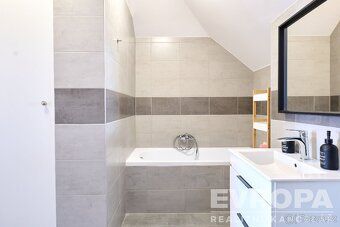 Hledáte ke koupi nový, moderní a designově řešený byt? Byt v
