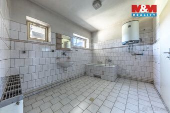 Oferujemy na sprzedaż dom jednorodzinny o układzie 2+1 z ogrodem w