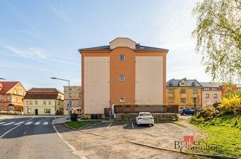 Vybavený byt 3+kk s parkovánímPronájem vybaveného bytu 3+kk 