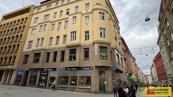 Ev.č. 5429B018 Nabízím k pronájmu prostorný byt 2,5+1 o celk