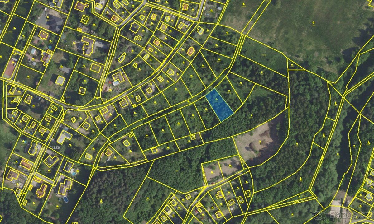 Zahrada o výměře o výměře 1125 m2 (včetně 1/14 podílu na bud