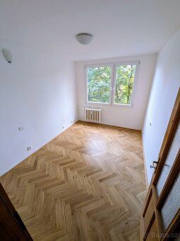 Velmi prostorný a prosvětlený mezonetový byt 4+1/L s výhlede