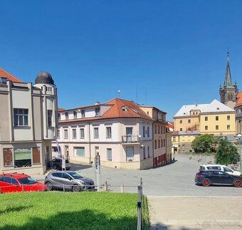 Nabízím k prodeji bez realitní kanceláře světlý a útulný pod