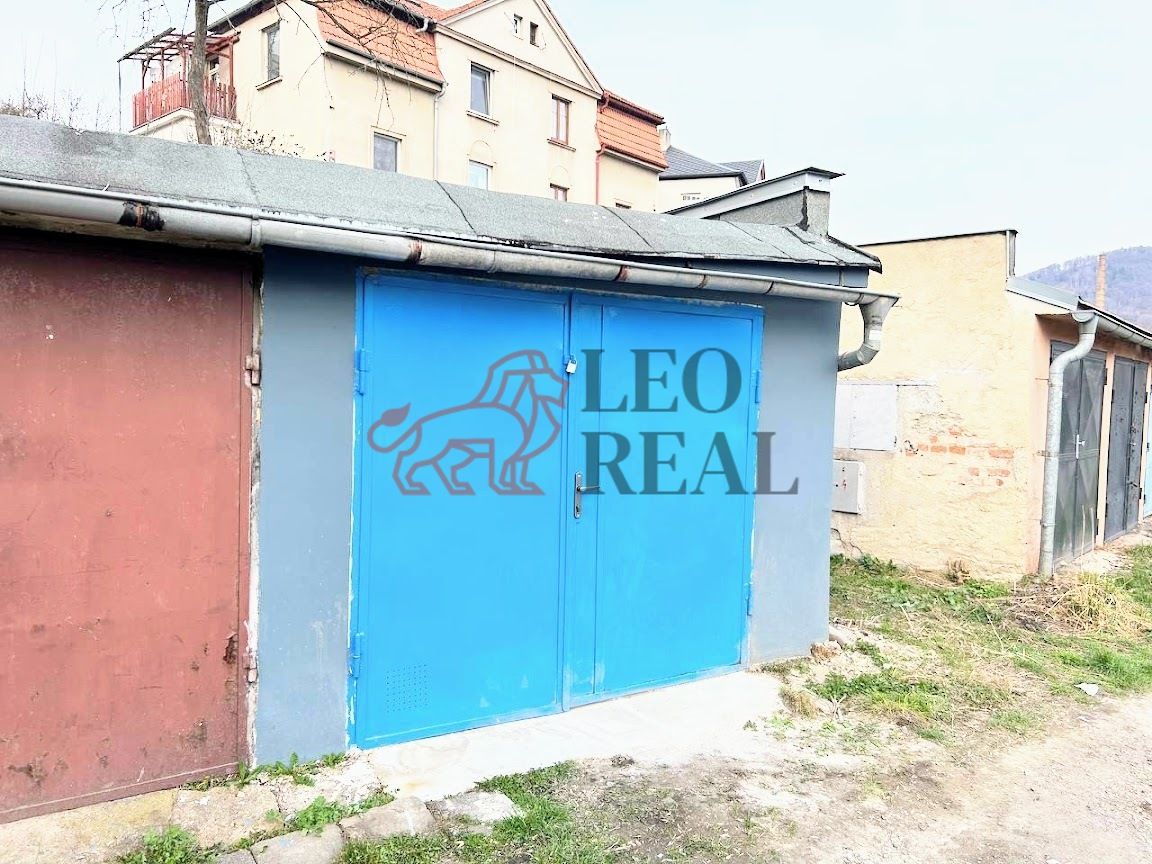 Nabízíme k prodeji garáž v osobním vlastnictví o výměře 19 m