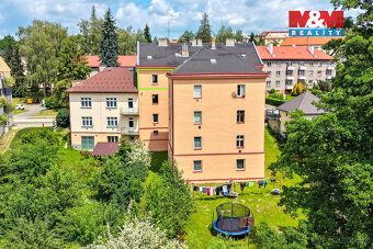 Nabízíme k pronájmu prostorný zděný byt 2+1 o výměře 70 m², 