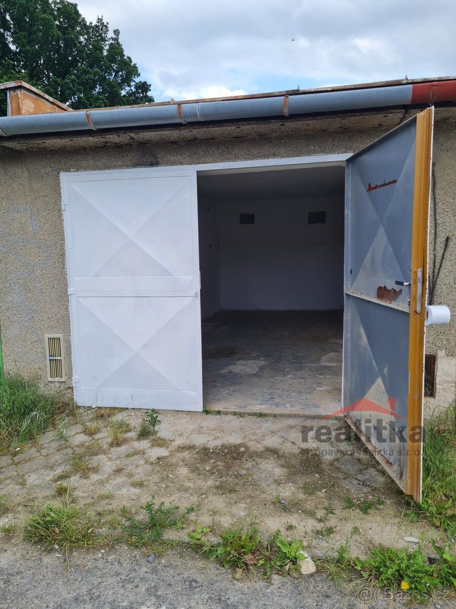 Nabízíme k pronájmu garáž v garážovišti na Vojanově ul. v Op