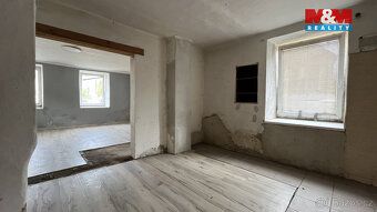 Hledáte místo k bydlení na krásném a klidném místě, nabízíme
