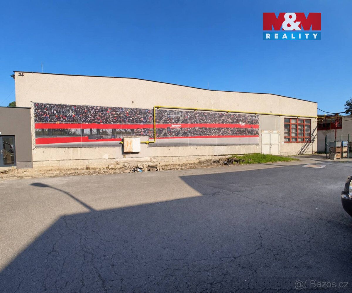 Pronájem skladových prostor 436 m² v obci Šternberk. Jedná s