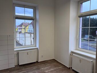 Pronájem bytu 1kk ve Štětí vedle pěší zóny. Nájemné 10.000,-