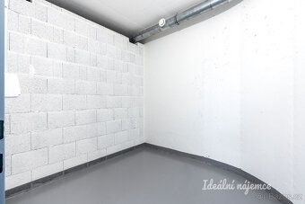 Nabízíme k dlouhodobému podnájmu moderní a slunný byt 1+kk, 