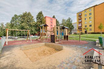 Hledáte dvou pokojový byt s prostornou lodžii, po rekonstruk