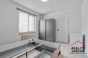 Hledáte pěkný byt s lodžií?
Nabízíme Vám k pronájmu byt v os