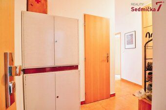 Ev.č. 00598 Hledáte moderní domov, který spojuje klidné záze