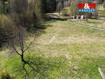 Nabízíme k prodeji stavební pozemek o celkové výměře 1.674 m