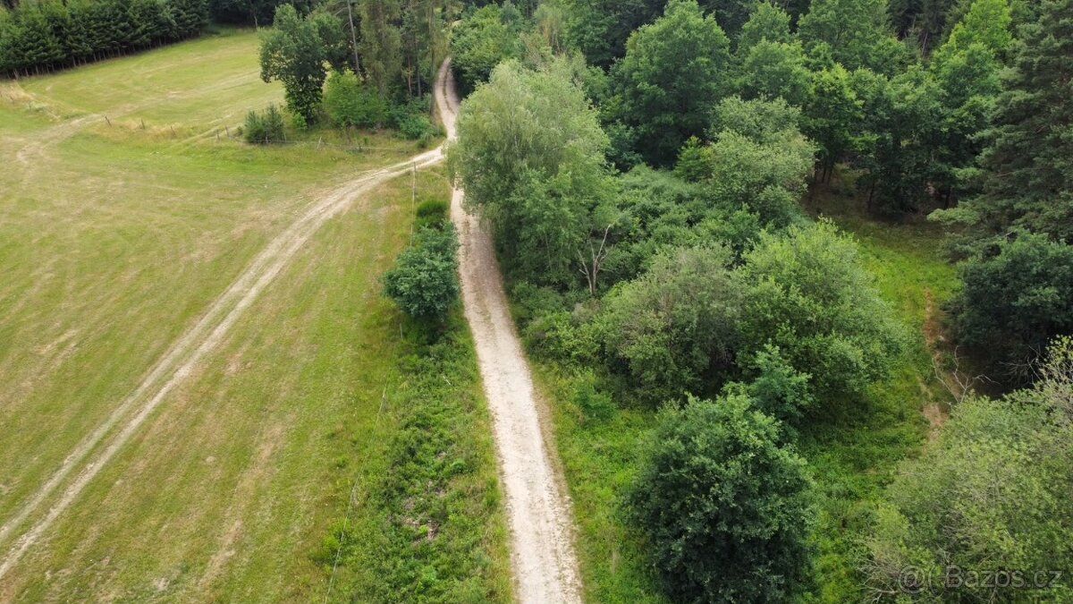 Prodej pozemku 2 111 m² – Klikařov u Žinkov, krásná příroda 
