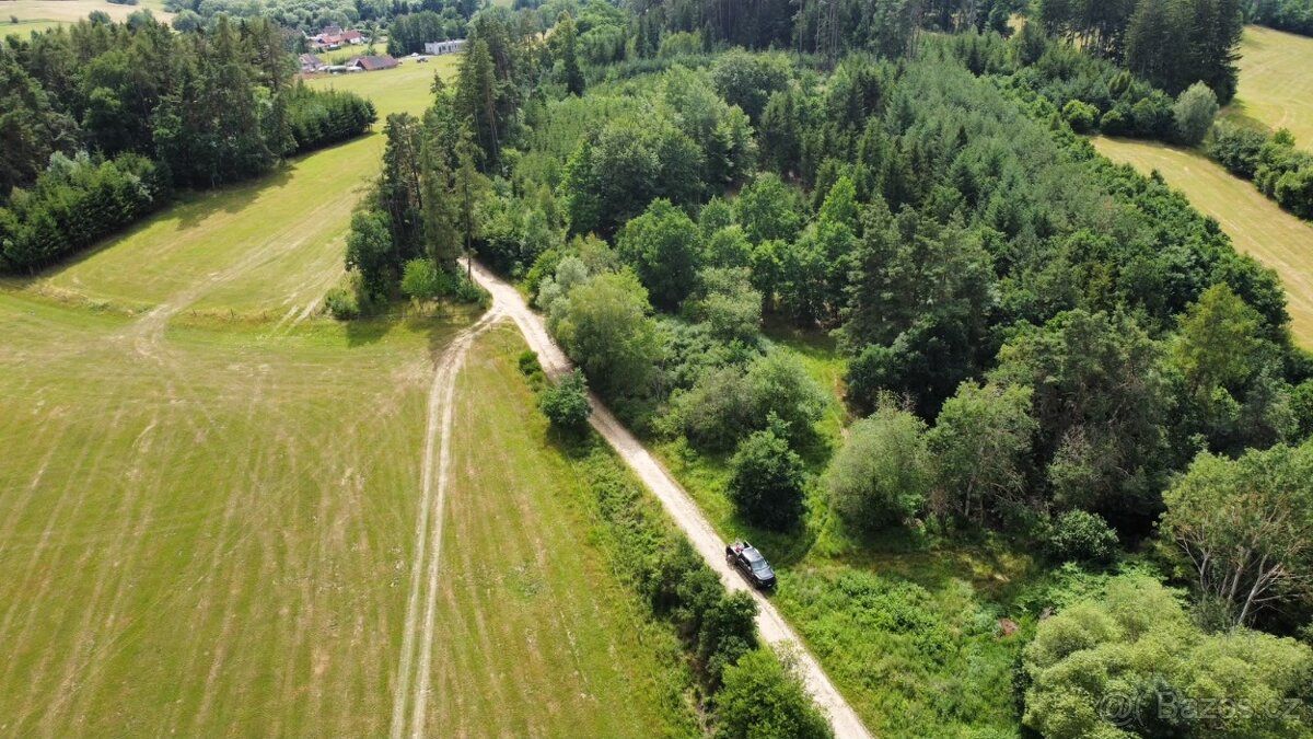 Prodej pozemku 2 111 m² – Klikařov u Žinkov, krásná příroda 