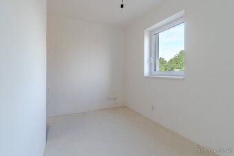 Hledáte moderní bydlení, které spojuje soukromí rodinného do