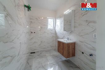 Nabízíme k prodeji rodinný dům o dispozici 3+kk s užitnou pl