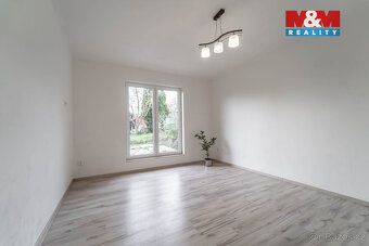 Nabízíme k prodeji rodinný dům o dispozici 3+kk s užitnou pl