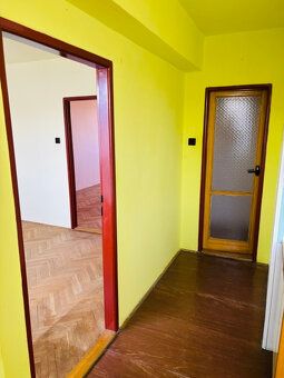 Nabízíme k prodeji byt 3+1 s lodžií a sklepem o užitné ploše
