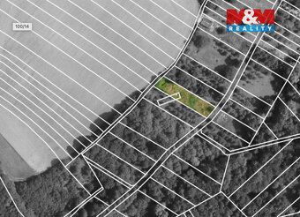 Nabízíme k prodeji zahradu o rozloze 824 m² v katastrálním ú