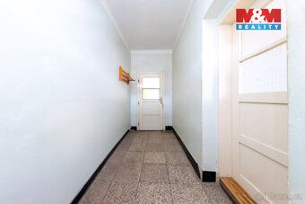 Nabízíme k prodeji rodinný dům v klidné části obce Milešovic