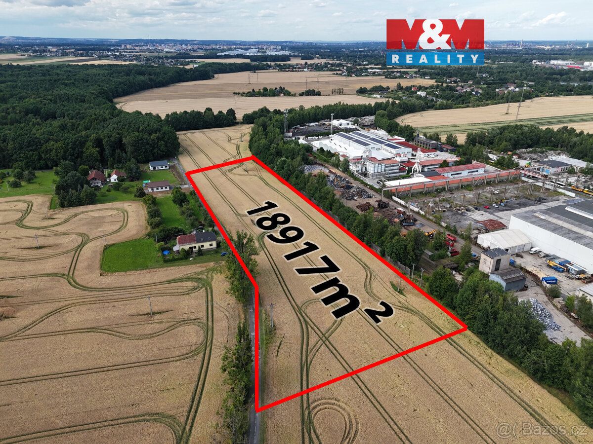 Nabízíme k prodeji rozlehlé pole o rozloze 18 917 m² v katas