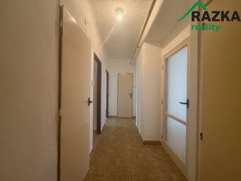Dovoluji si Vám nabídnout k pronájmu byt o dispozici 3+1 a v