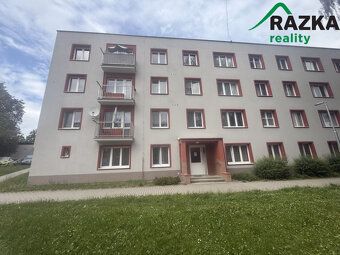 Dovoluji si Vám nabídnout k pronájmu byt o dispozici 3+1 a v