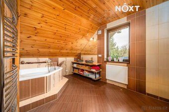 Nabízíme Vám ke koupi moderně zařízený a nadstandardně řešen