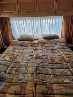 Dlouhodobě pronajmu velký celoroční karavan,cca 7,5x2,5 m pl
