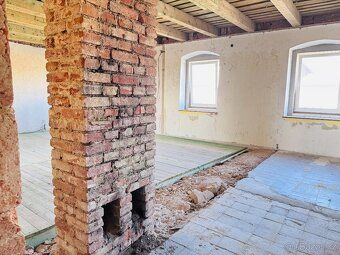 Na prodej velký dům v klidné lázeňské obci Vráž u Písku. Vel
