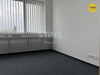 Nabízíme k pronájmu kancelářské prostory v komerční budově f