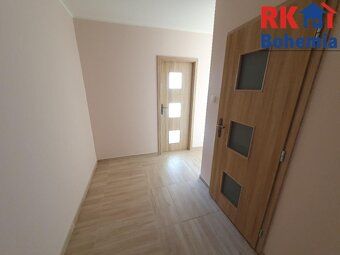 Nabízíme k pronájmu kompletně zrekonstruovaný byt 2+kk o vým