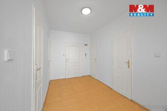 Nabízíme k prodeji světlý byt 2+kk o výměře 65 m² v ulici Su