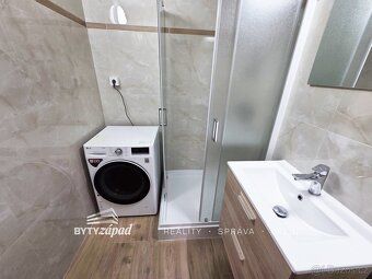 Ev.č. yIVB8759 Nabízíme k pronájmu prostorný byt o dispozici