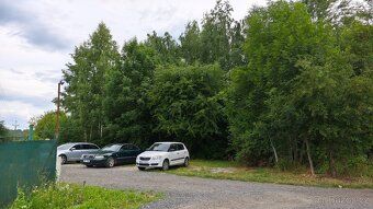 Prodáme pozemky v Obci Chodov u Karlový Varů u silnice Nejde