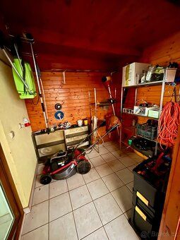 Nabízím pronájem rodinného domu 3kk, 50 m2 s dílnou 14 m2 a 